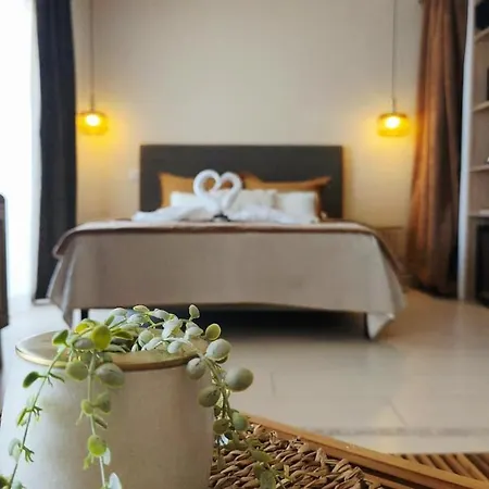 Le Cosimo 4* L'Ile-Rousse (Corsica)
