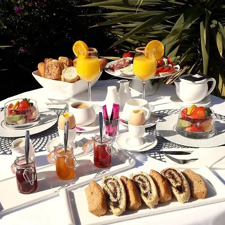 Апарт-отель Le Cosimo Л'Иль-Рус