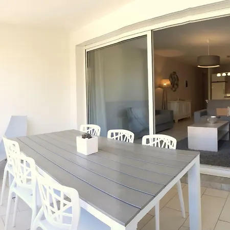 Residence Hoteliere Le Cosimo 4* LʼÎle-Rousse