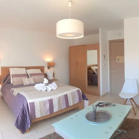 Résidence Le Cosimo 4* LʼÎle-Rousse