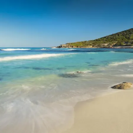 Le Cosimo 4* LʼÎle-Rousse