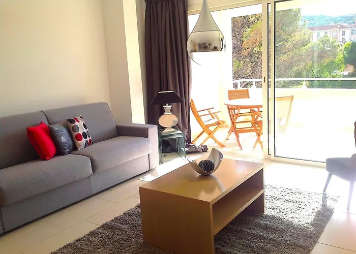 Hotel apartamentowy Le Cosimo LʼÎle-Rousse