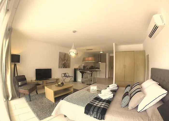 Hotel apartamentowy Le Cosimo LʼÎle-Rousse